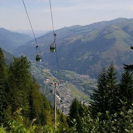 De Luchon *